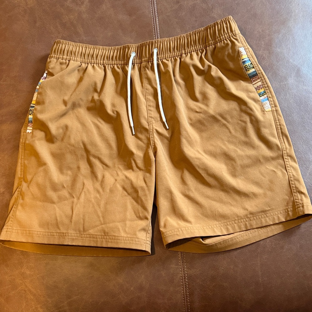 Men's Flat Front Drawstring Shorts in Camel Brown